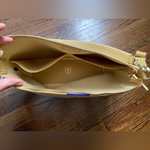 Rothys- The Daily Crossbody- Golden Wheat - Picture 8 of 15